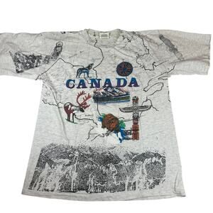 Vintage AOP Cityscape Canada Map T-Shirt Size L/G